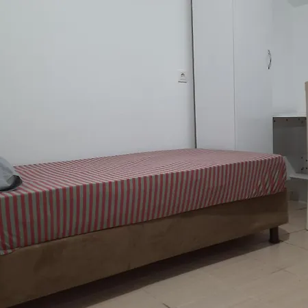 Pensión Kazimkarabekir *